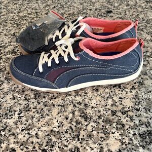NWT Dr. Scholl’s Mable Denim Sneakers - Size 7.5